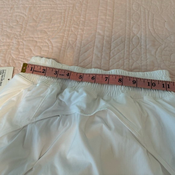 NWOT Lululemon Hotty Hot White Skirt - Picture 5 of 8